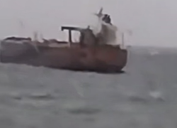 В Чёрном море сел на мель и терпит бедствие танкер российского «теневого флота»