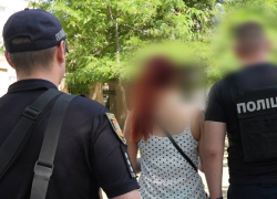 Одесситка отправляла девушек в секс-рабство в Европу, обещая работу в отеле