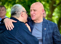 Мэрское достижение одесского головы: Труханов получил премию Человек года