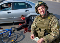 Военный на тротуаре сбил велосипедиста и сдал его в одесский ТЦК