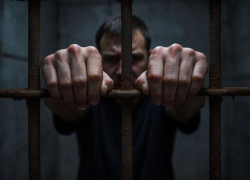 Серийного насильника детей осудили в Одессе