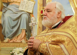 Протоиерей Владимир Боднарчук заявил, что в Одессе никогда не говорили на украинском языке