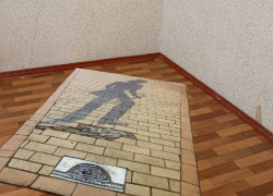 Россия спасла уничтоженный вандалами арт-объект «Тень Пушкина» в Одессе