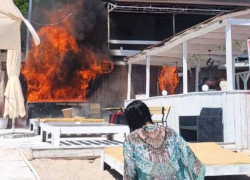 Одесса в огне: город охватили десятки пожаров, а застройщики делят пляжи