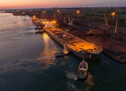 ВС РФ нанесли удар по военному объекту в порту Южный Одесской области