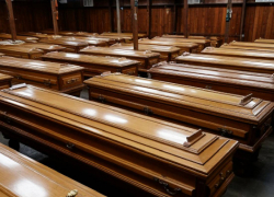 В Украине похоронные компании «охотятся» за убитыми военными ради денег, рассказали в Одессе