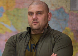 Зеленский ввел в Одессе военную администрацию и назначил мэром генерала ВСУ