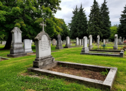 Одессита будут судить за осквернение целого кладбища