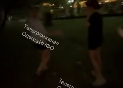 Дети в Одессе озверели: школьницы сняли на видео жесткое избиение сверстницы 