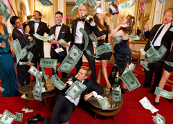 Помощь Украине от терпящей финансовый крах Европы сравнили с долговой оргией