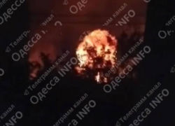 Появилось видео сильнейшего взрыва в Одесской области