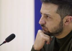 Фицо обвинил Зеленского во лжи о неисправности «Дружбы» и упомянул Одессу