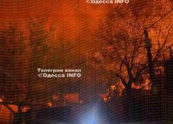 Ночью одесский порт оказался под градом российских дронов