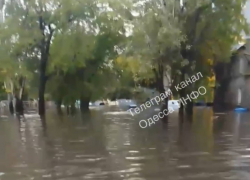 В результате наводнения Пересыпский район Одессы оказался отрезан от города