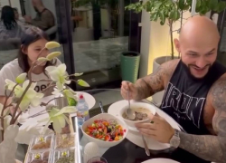 Джиган вернулся к Самойловой: репер выложил видео ужина с детьми в квартире жены