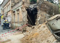 В Одессе обрушилась стена дома