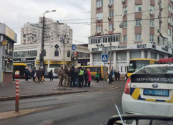 В Одессе на рынке нашли десятки тонн гуманитарной помощи для ВСУ