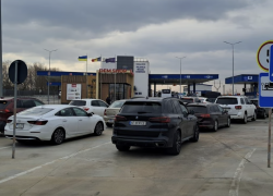 На трассе Одесса-Рени образовались километровые пробки у границы