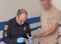 В Одесской области рецидивист избил и ограбил подростка