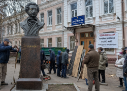Деколонизаторы решили отобрать у Одессы еще одного Пушкина
