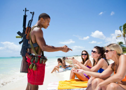 Гранатомёты, автоматы и боеприпасы в Одесской области продают прямо на пляже