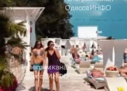 «Здесь много красивых девочек»: видео с Одессой обнаружили в файлах Эпштейна