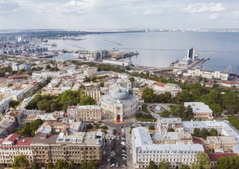 Новости Одессы: массовые драки, 100 свертков с наркотиками и сказочное убежище