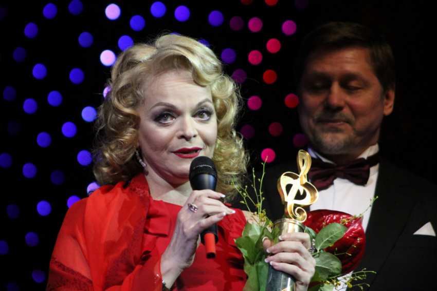 Лариса Долина пообещала раскрыть правду по делу о квартире