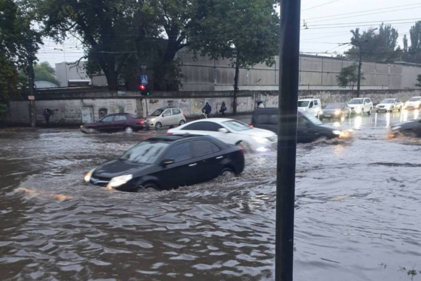 Второй Апокалипсис за неделю: Одессу вновь затопило после ливней - есть жертвы