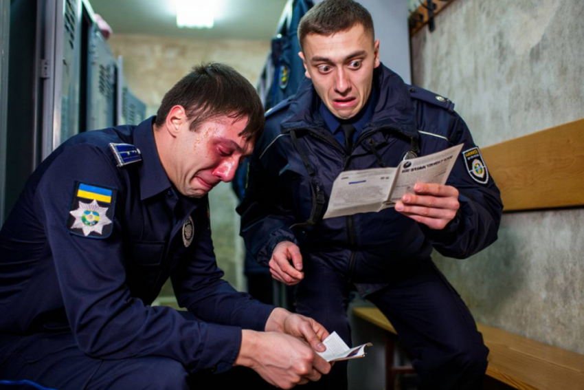 Полиция нетрадиционной ориентации: на Украине силовиков склоняют к однополой любви
