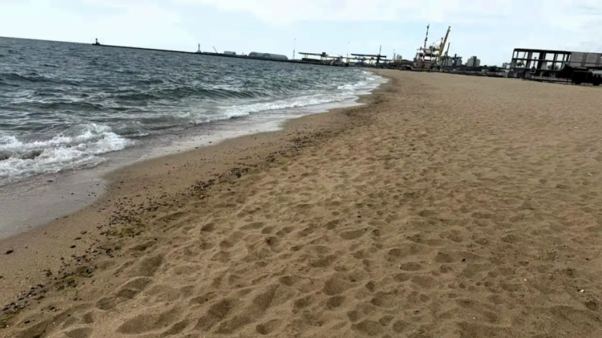 Возле Одессы обнаружили загрязнение моря неизвестного происхождения