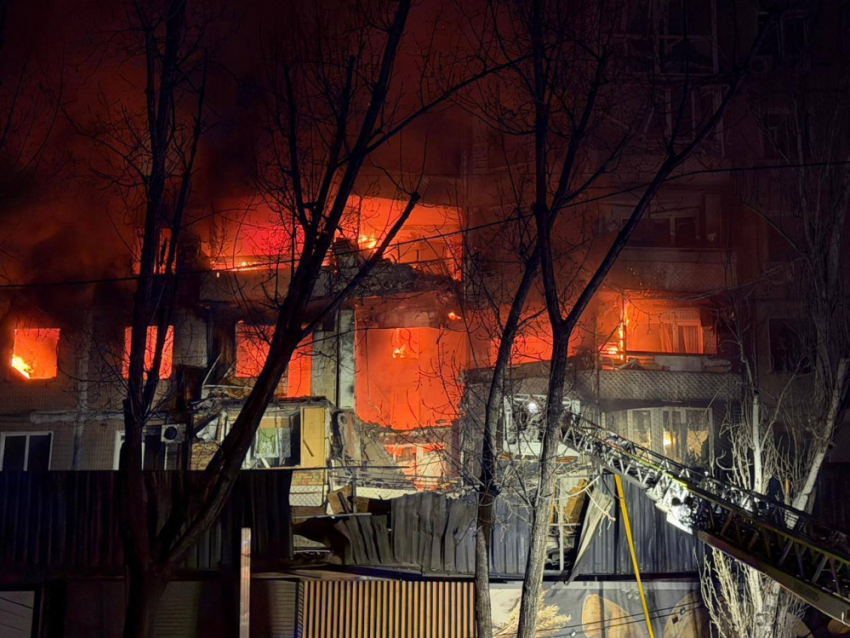 Целевая ликвидация порта: 25 дронов рвали Одессу ночью - кадры адского зерева