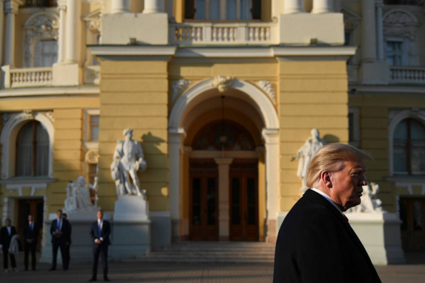 Financial Times: порты Одессы перейдут США по земельной сделке с Украиной