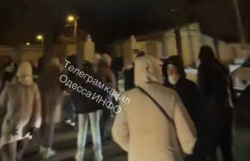 Жители Одессы вышли на протест из-за отсутствия электричества