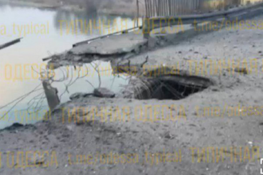 Кипер: трассу под Одессой полностью перекрыли из-за удара «Герани» по мосту