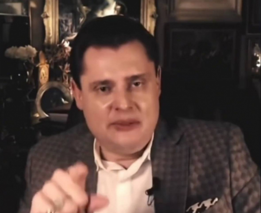 Понасенков жестко раскритиковал снос памятника Пушкину в Одессе, назвав его сторонников бездарными ублюдками