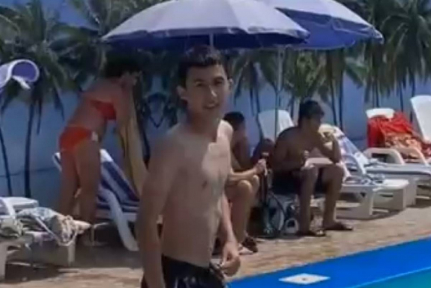 Утонувшего в шторм 16-летнего одессита будут искать в Румынии и Турции