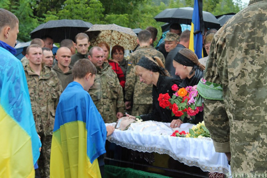 В Одессе похоронную бригаду бусифицировали прямо из катафалка