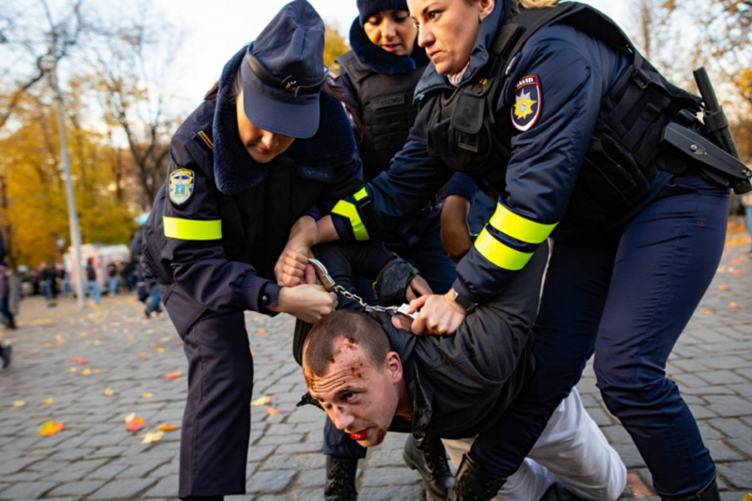«Добровольцев нет, логистика разрушена»: в подполье объяснили, зачем Киеву новая жесткая мобилизация