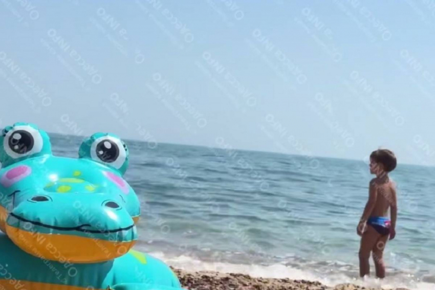 Появилось видео сбития боевого дрона над пляжем с отдыхающими в Одессе