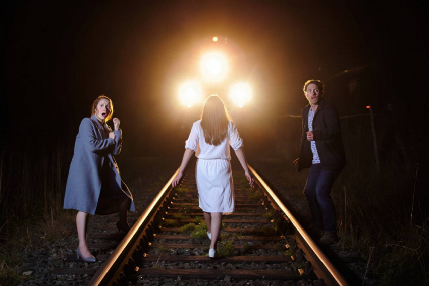  Попав под поезд погибла 17-летняя одесситка