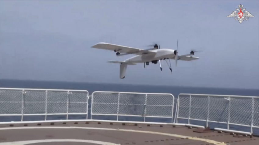 Российские дроны доказали эффективность: в Киеве признали удар по кораблю ВМСУ в Одессе