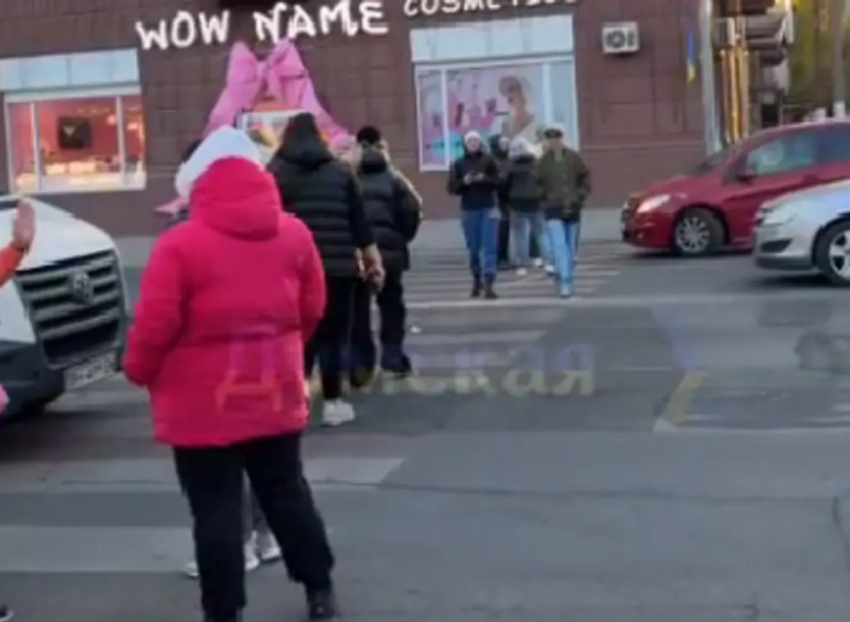 Одесситы перекрыли дорогу из-за многомесячного отсутствия света