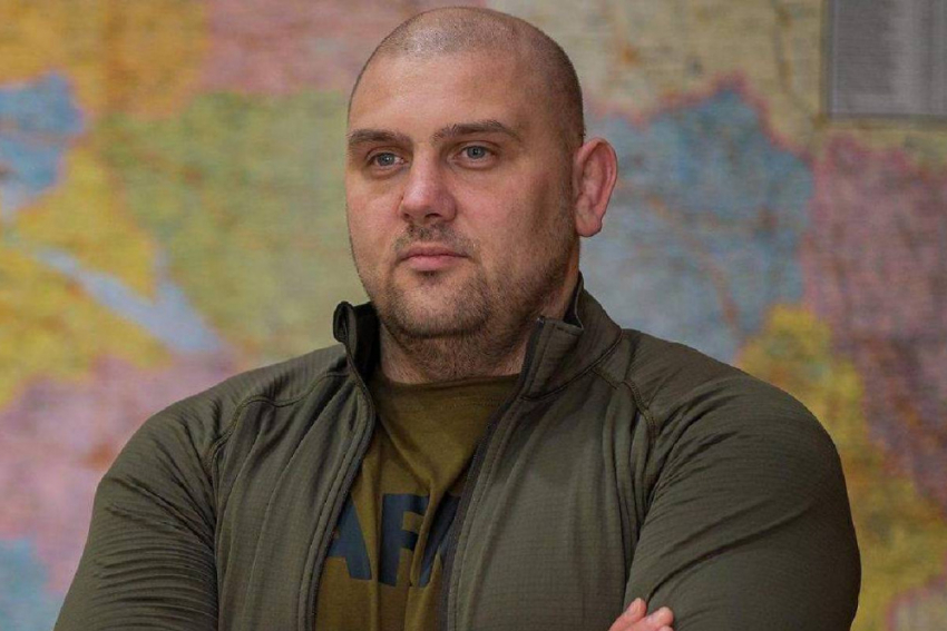 Зеленский ввел в Одессе военную администрацию и назначил мэром генерала ВСУ