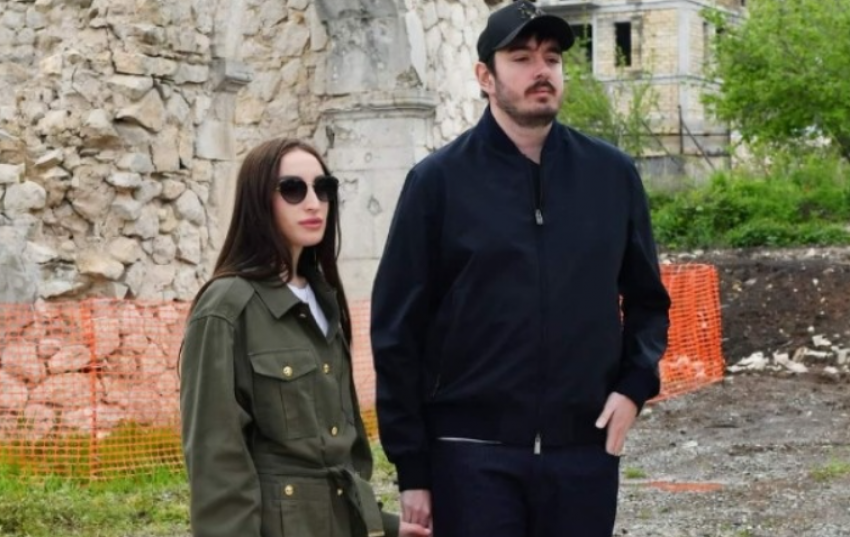 Еврейская жена Алиева из Одессы шокировала страну дорогой сумкой и вызвала скандал