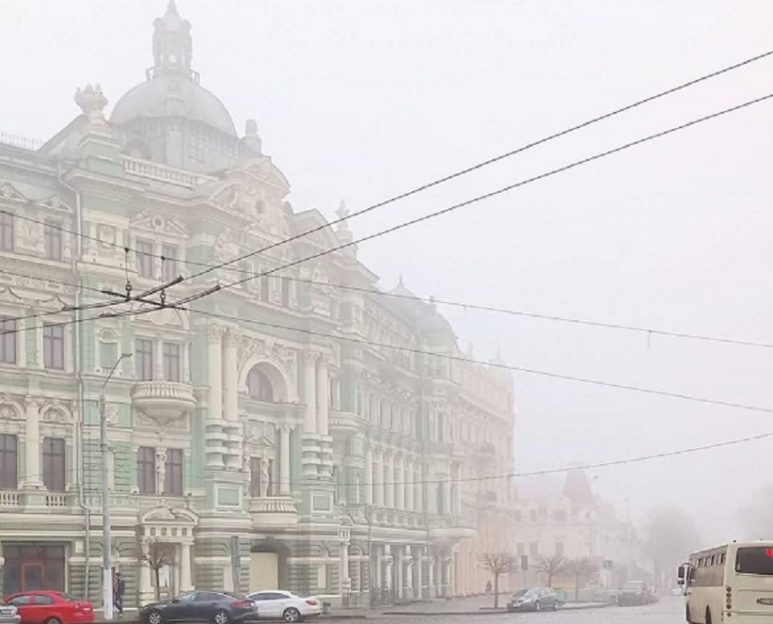 Туман и гололёд накроют Одессу: 8 февраля движение в городе и области усложнится