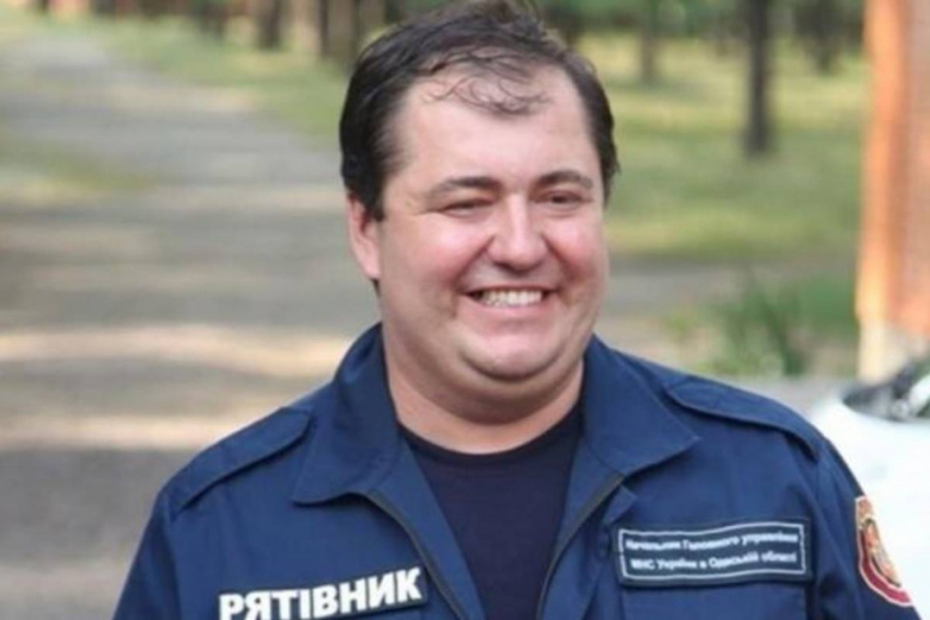 Подозреваемый в сожжении людей в Одессе живёт в России и позирует с медалью