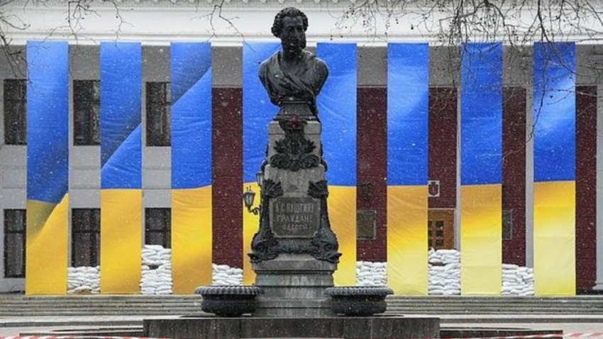Депутат Юрченко заявил, что Одесса боится демонтажа памятника Пушкину