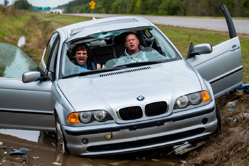 Семеро украинцев попали в ДТП, пытаясь сбежать из Одессы в Молдавию