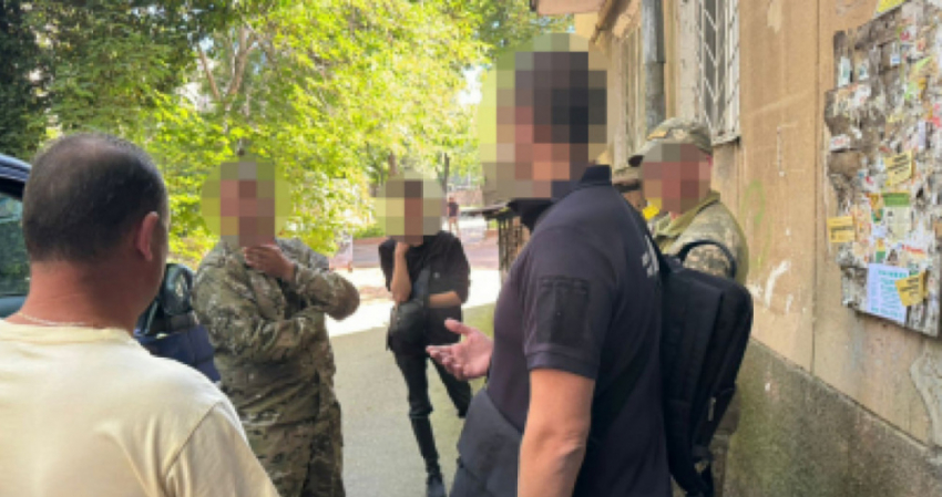 СМИ рассказали о связях сотрудницы одесского ТЦК с криминальным миром